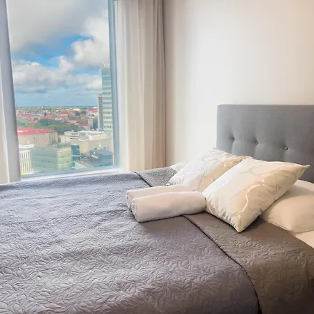 13th Floor Cityview Luxury Daire