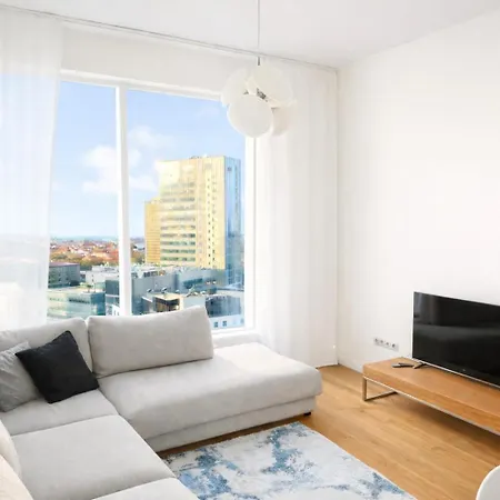 13th Floor Cityview Luxury Apartament